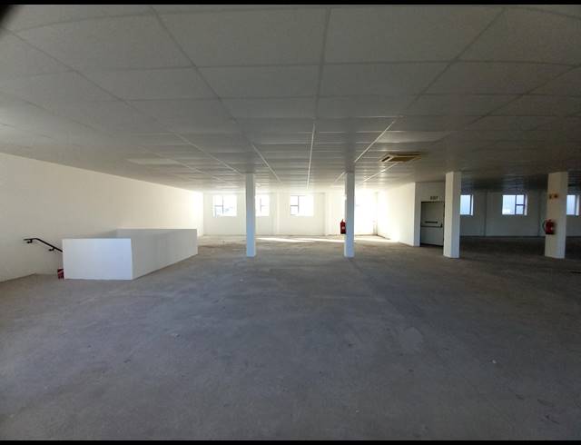 828M² FULL FLOOR TO LET IN OAKDALE